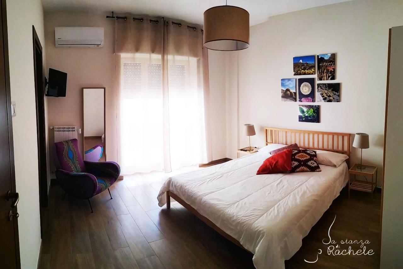 Bed and Breakfast La Stanza Di Rachele Nápoles Exterior foto